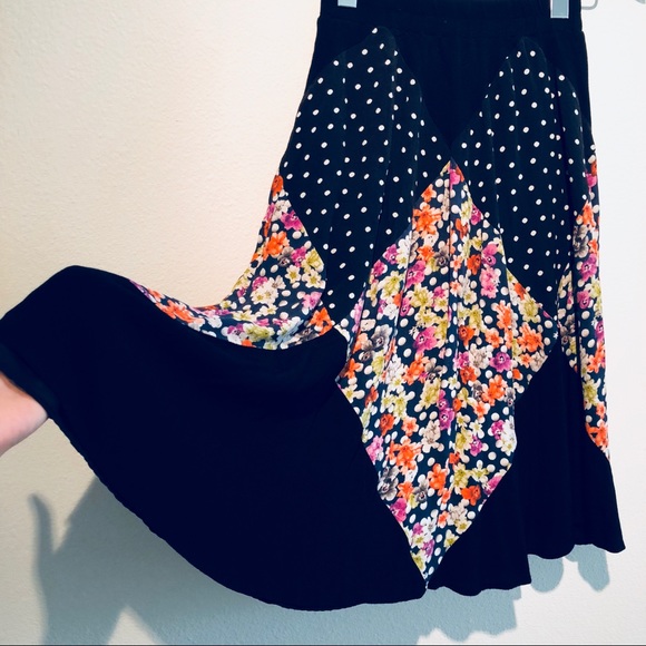 Boho Quilted Circle Skirt w/ Slip from Anthro - Picture 2 of 4